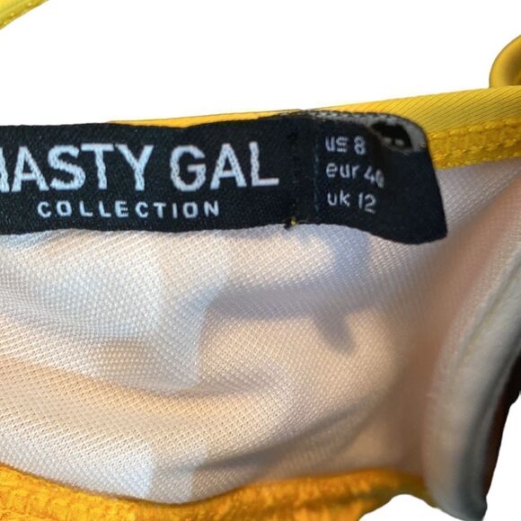 Nasty gal collection size 8 yellow ruffle tie front bikini top mermaid coquette - Picture 5 of 5